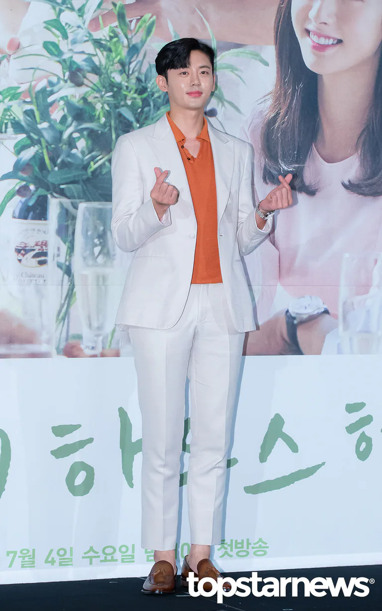 배우 이지훈, 전속계약분쟁 승소→前소속사 "임시적 효력 정지" 반박 | 유혜지 기자 | 톱스타뉴스